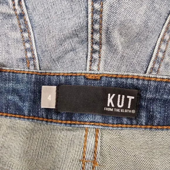 Kut from the Kloth Women's Size 4 Blue Gidget Fray Short - Picture 2 of 8
